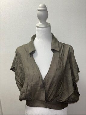 Papermoon Olive Green Short Sleeve V-Neck Blouse
